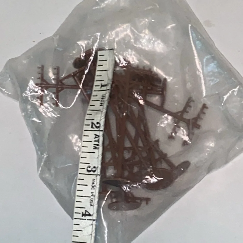 N/A brown plastic